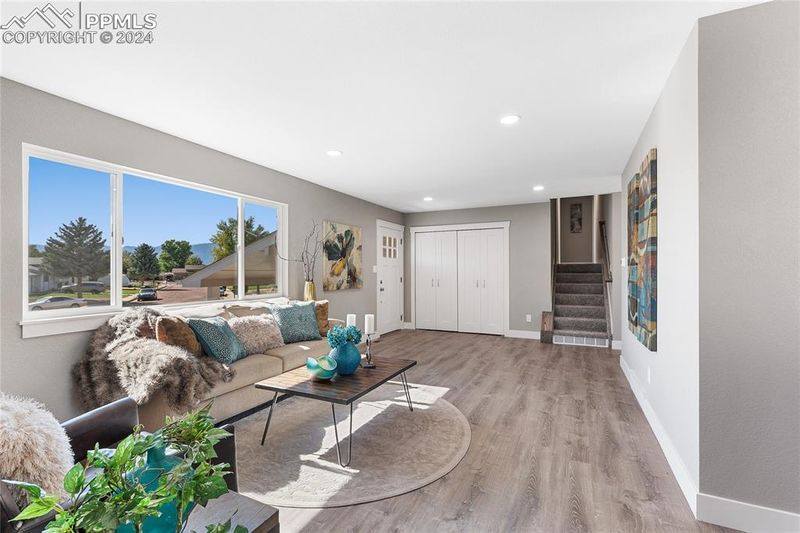 7560 Sunbeam Way, Colorado Springs, CO 80911