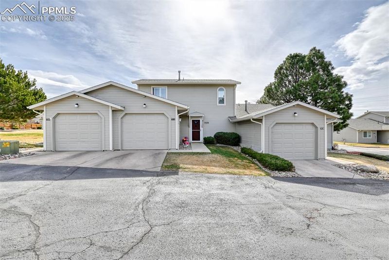 7570 Picacho Ct, Colorado Springs, CO 80920