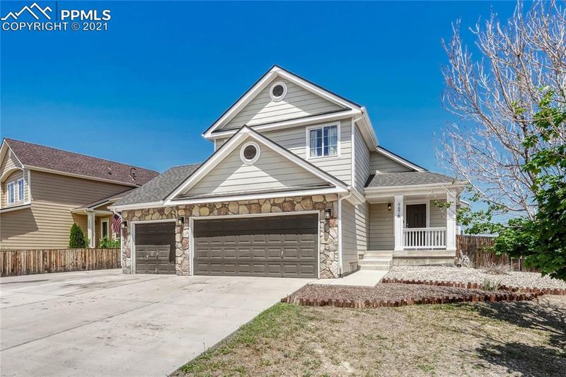 7574 Sistine Ln, Fountain, CO 80817