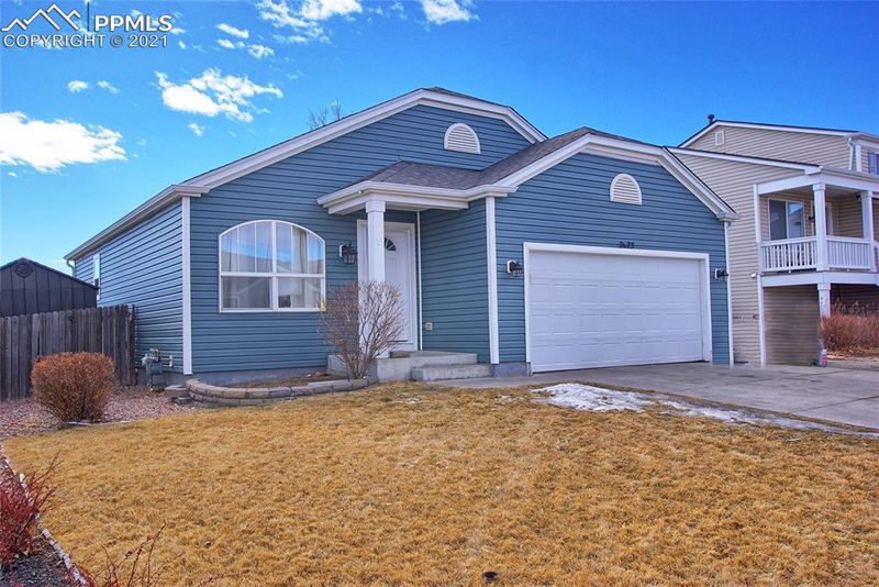 7575 Dobbs Dr, Fountain, CO 80817