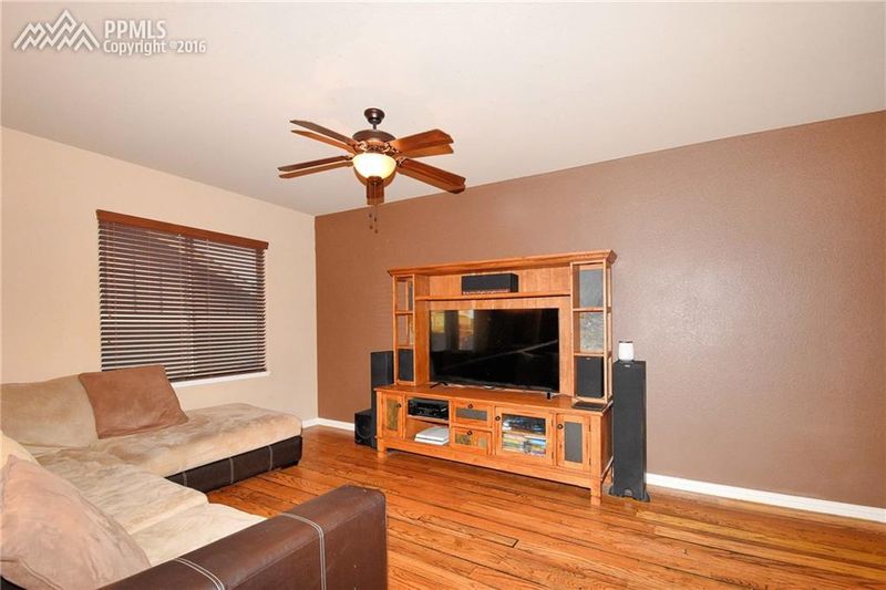 7578 Chasewood Loop, Colorado Springs, CO 80908