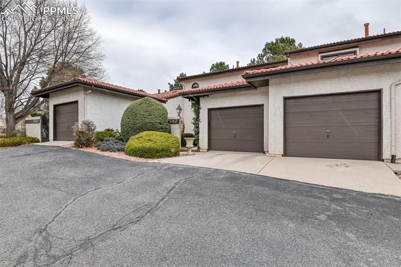 7582 Los Banos Ct, Colorado Springs, CO 80920