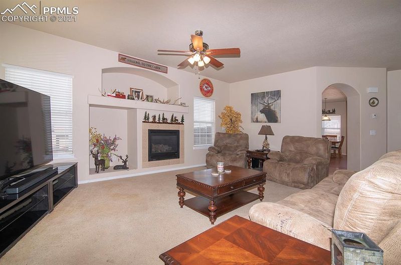 7588 Chenoa Ct, Colorado Springs, CO 80915