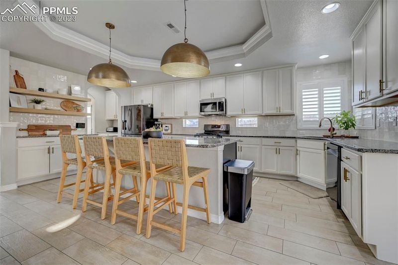 7592 Bonterra Ln, Colorado Springs, CO 80925