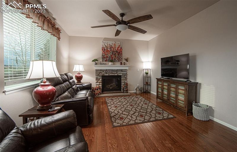 7595 Buckeye Tree Ln, Colorado Springs, CO 80927