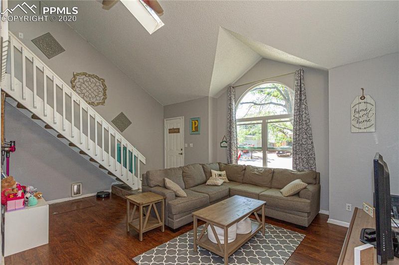 76 S Lindsey St, Castle Rock, CO 80104