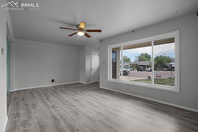76 Rose Dr, Colorado Springs, CO 80911