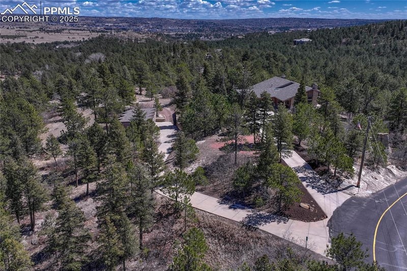 760 Timber Valley Rd, Colorado Springs, CO 80919