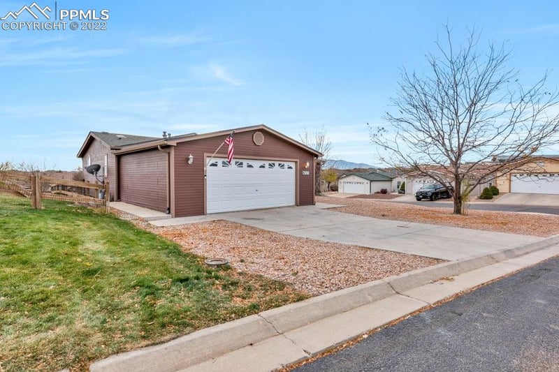 7605 Marmot Point, Colorado Springs, CO 80922