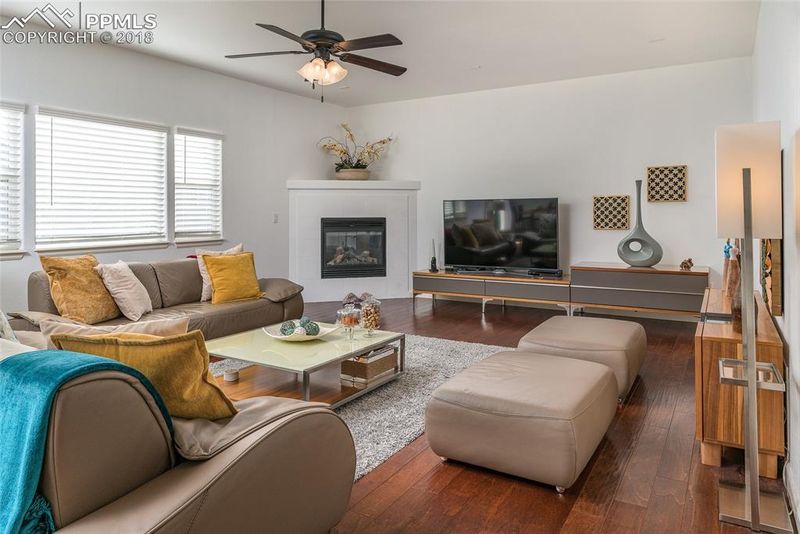 7607 Colorado Tech Dr, Colorado Springs, CO 80915