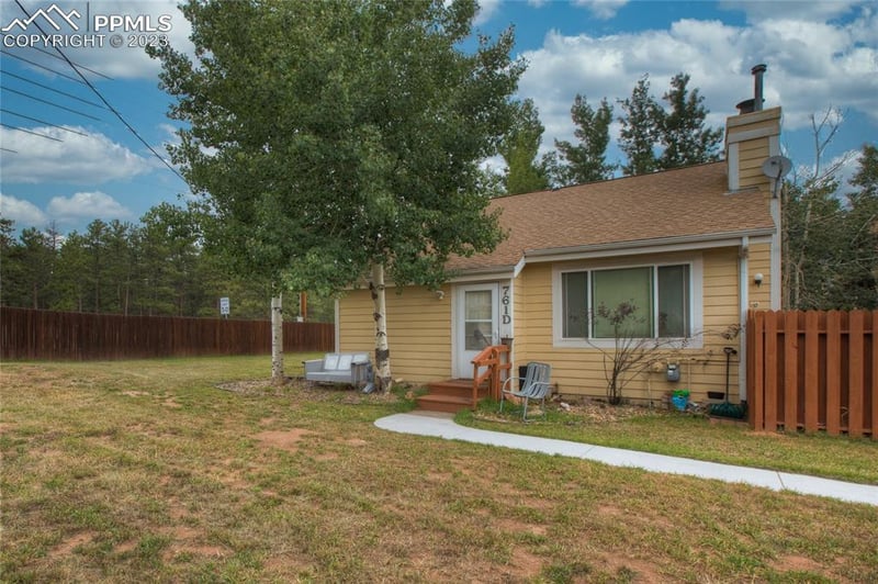 761 Columbine Village Dr #D, Woodland Park, CO 80863