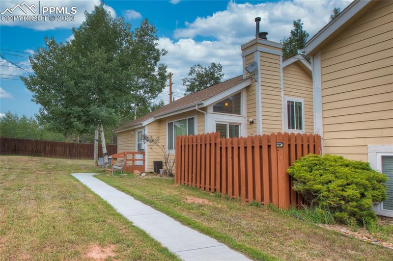 761 Columbine Village Dr #D, Woodland Park, CO 80863