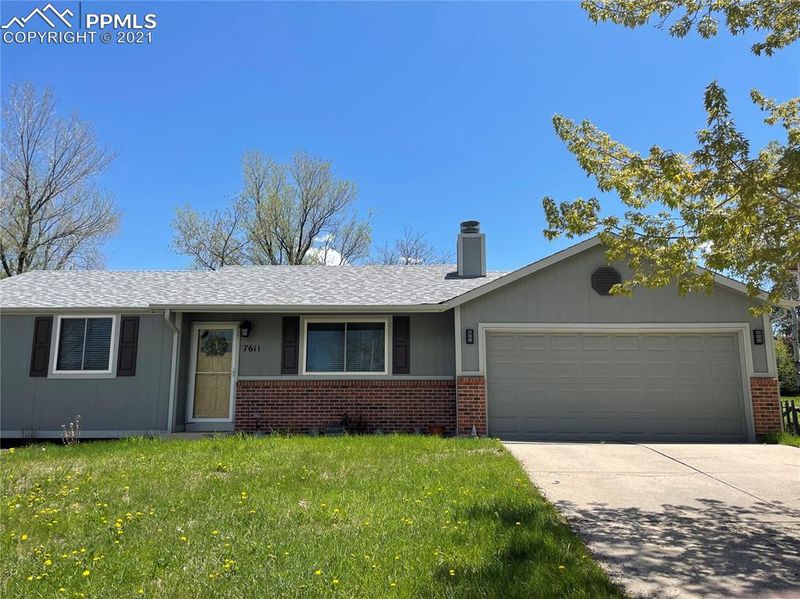 7611 Bell Dr, Colorado Springs, CO 80920