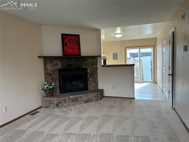 7612 Clover Hill Dr, Colorado Springs, CO 80920