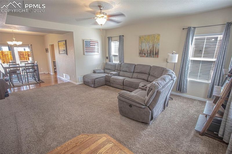 7618 Colorado Tech Dr, Colorado Springs, CO 80915