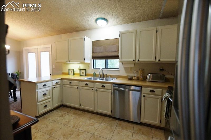 7620 Rickshaw Dr, Colorado Springs, CO 80920