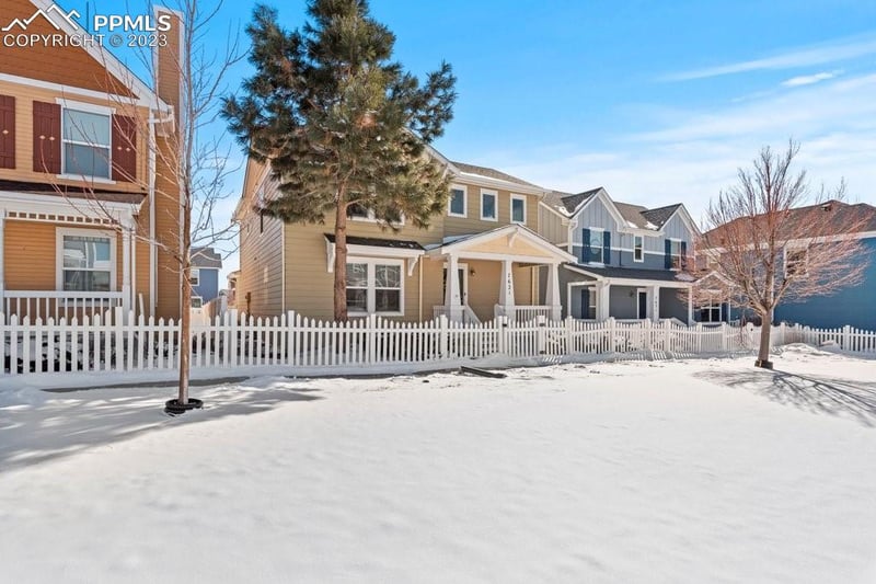 7621 Menagerie Ln, Colorado Springs, CO 80923