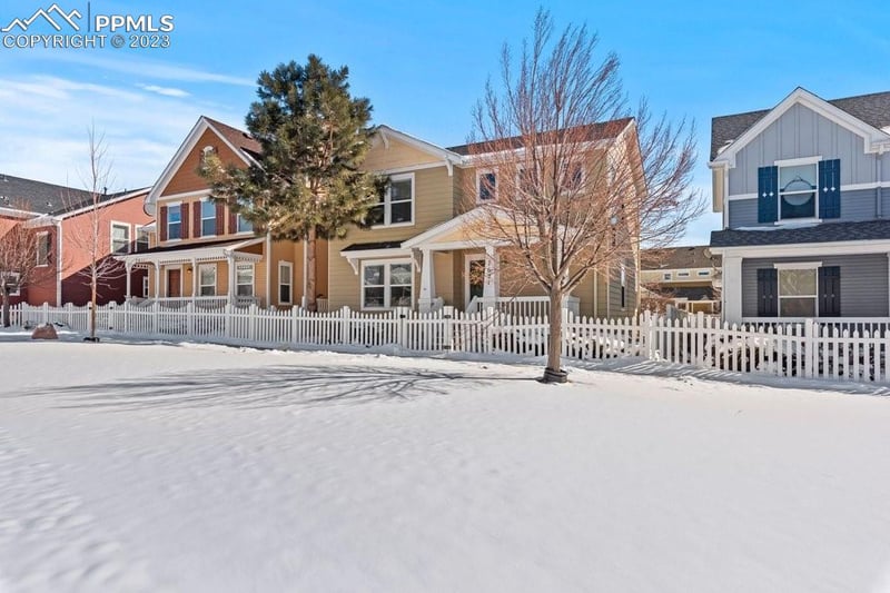 7621 Menagerie Ln, Colorado Springs, CO 80923