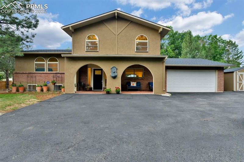 7622 Thunderbird Ln, Colorado Springs, CO 80919