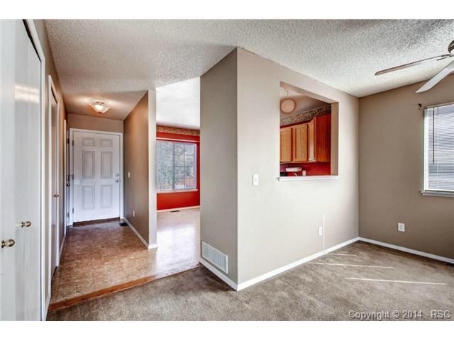 7631 Barn Owl Dr, Fountain, CO 80817