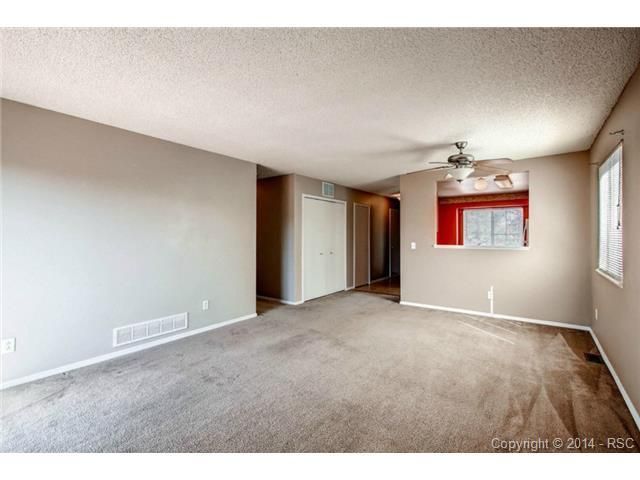 7631 Barn Owl Dr, Fountain, CO 80817