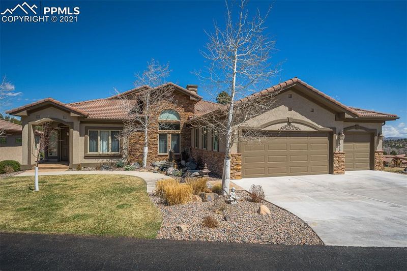 7636 Solitude Ln, Colorado Springs, CO 80919