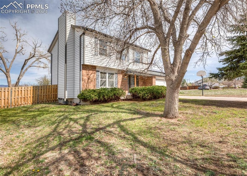 7642 Stampede Dr, Colorado Springs, CO 80920