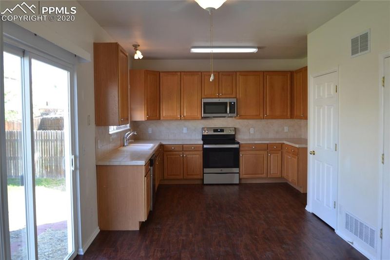 7644 Mortensen Rd, Colorado Springs, CO 80831