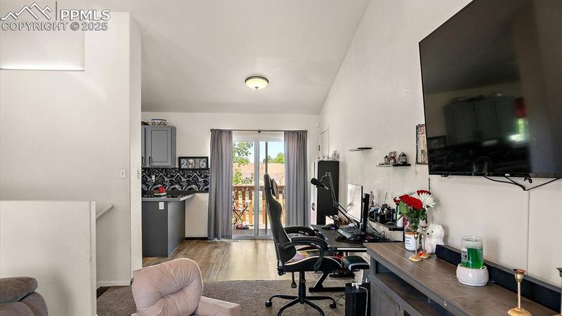 765 S Sterling Dr, Pueblo, CO 81007
