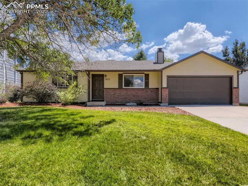 7655 Bell Dr, Colorado Springs, CO 80920