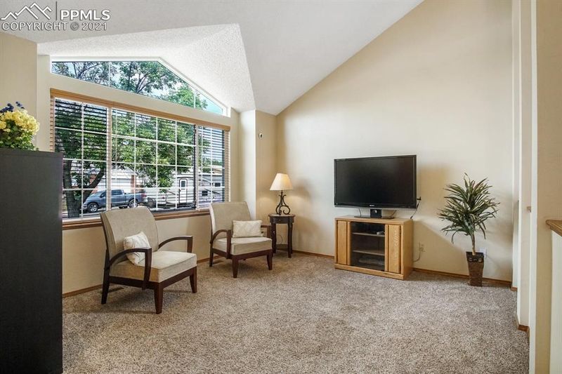 7655 Conifer Dr, Colorado Springs, CO 80920