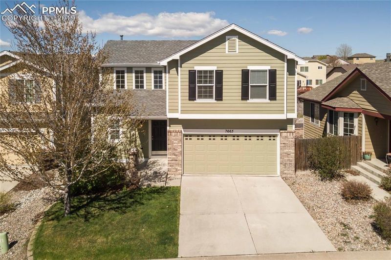 7663 Shimmer Cir, Colorado Springs, CO 80922