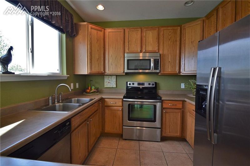 7665 Canyon Oak Dr, Colorado Springs, CO 80922