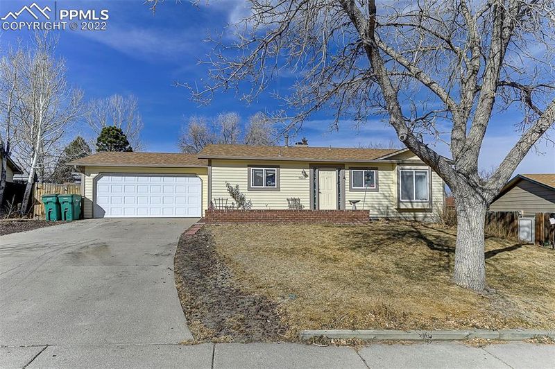 7666 Vallhalla Dr, Colorado Springs, CO 80920