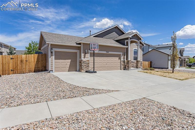 7668 Forest Valley Loop, Colorado Springs, CO 80908