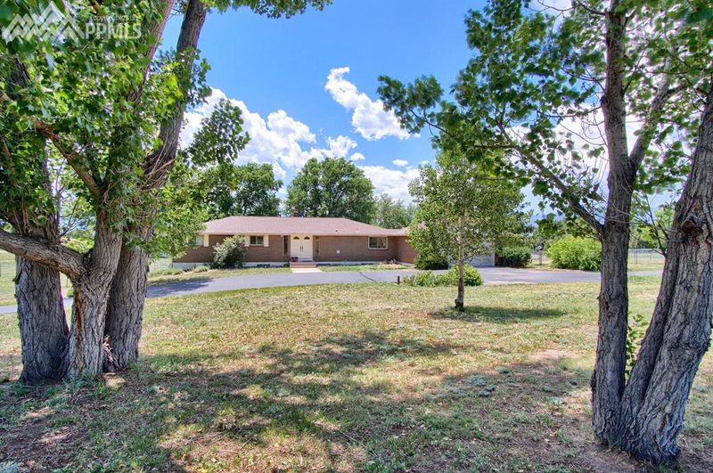 7668 Grashio Dr, Colorado Springs, CO 80920