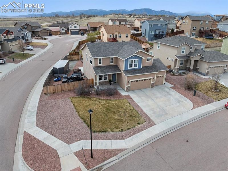 7696 Bonterra Ln, Colorado Springs, CO 80925
