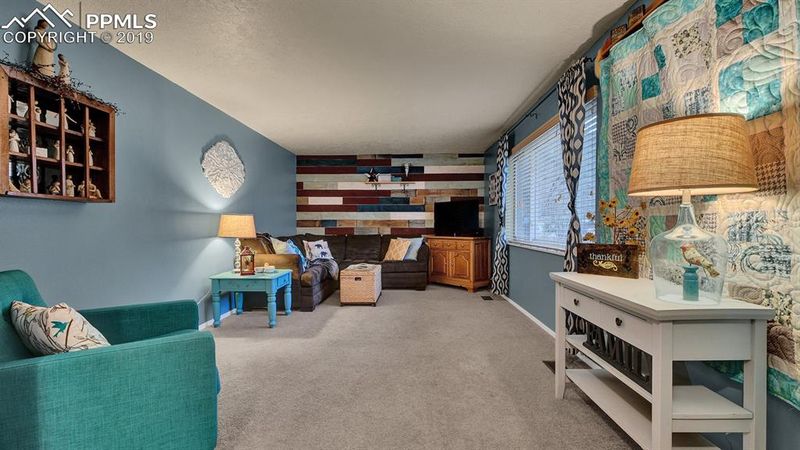 77 Lower Glenway St, Palmer Lake, CO 80133