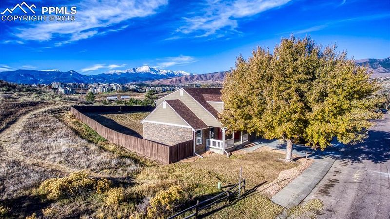 77 Saddlemountain Rd, Colorado Springs, CO 80919