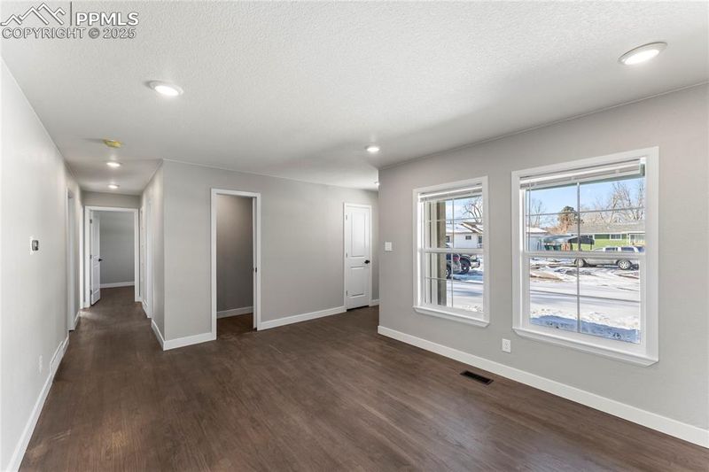 77 Steven Dr, Colorado Springs, CO 80911