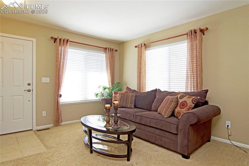 7724 Autumn Leaf Way, Colorado Springs, CO 80922