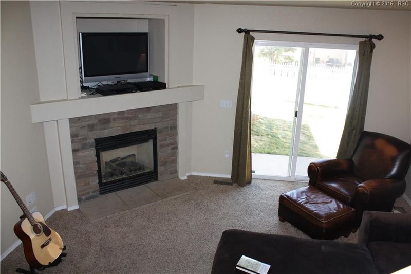 7724 Firehawk Ln, Colorado Springs, CO 80923