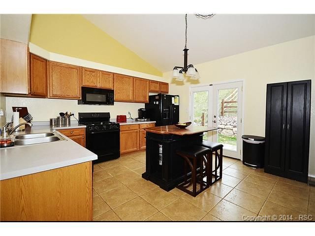 7735 Julynn Rd, Colorado Springs, CO 80919