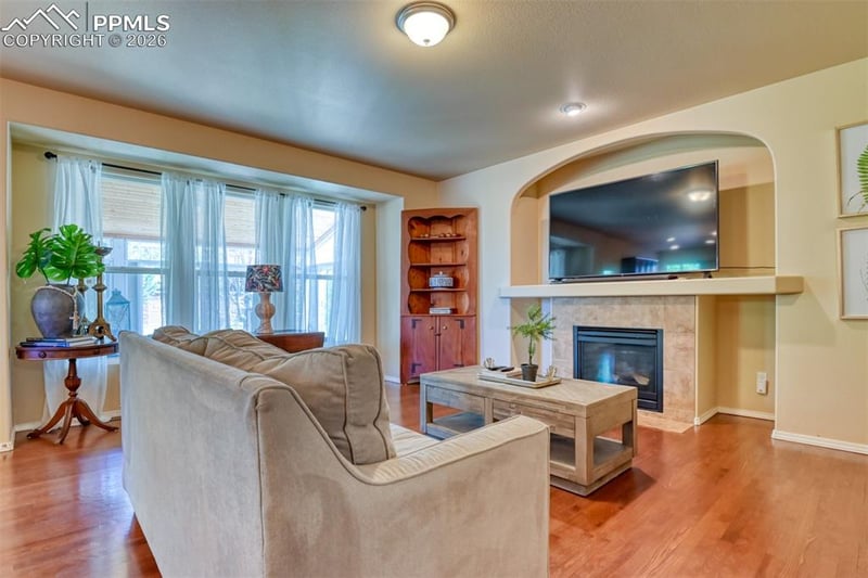 7738 Desert Wind Dr, Colorado Springs, CO 80923