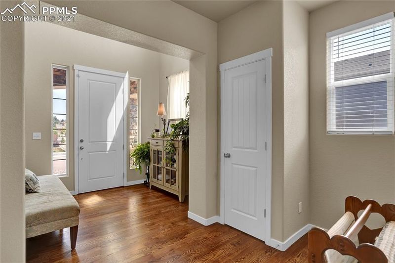 7738 Sandsmere Dr, Colorado Springs, CO 80908