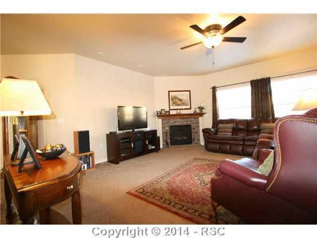 7748 Desert Wind Dr, Colorado Springs, CO 80923