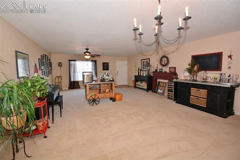 7749 Lantern Ln, Fountain, CO 80817
