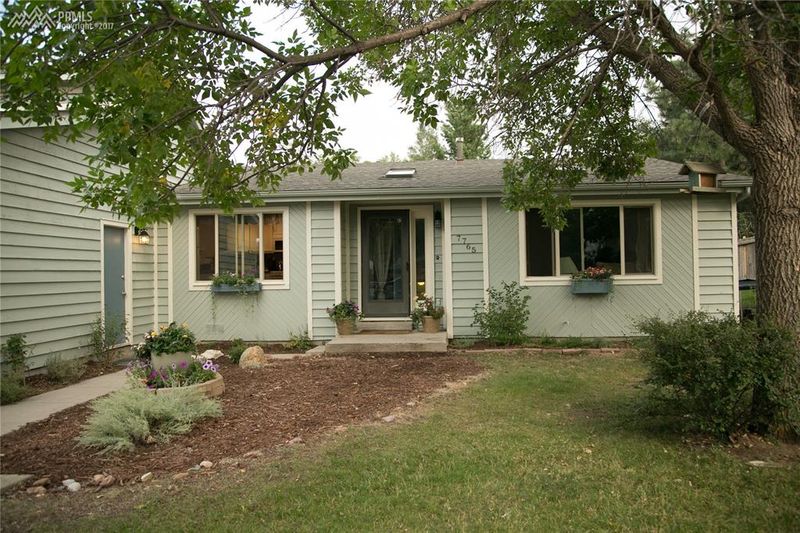 7765 Bordeaux Dr, Colorado Springs, CO 80920