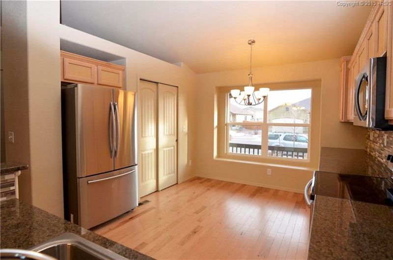 7768 Desert Wind Dr, Colorado Springs, CO 80923