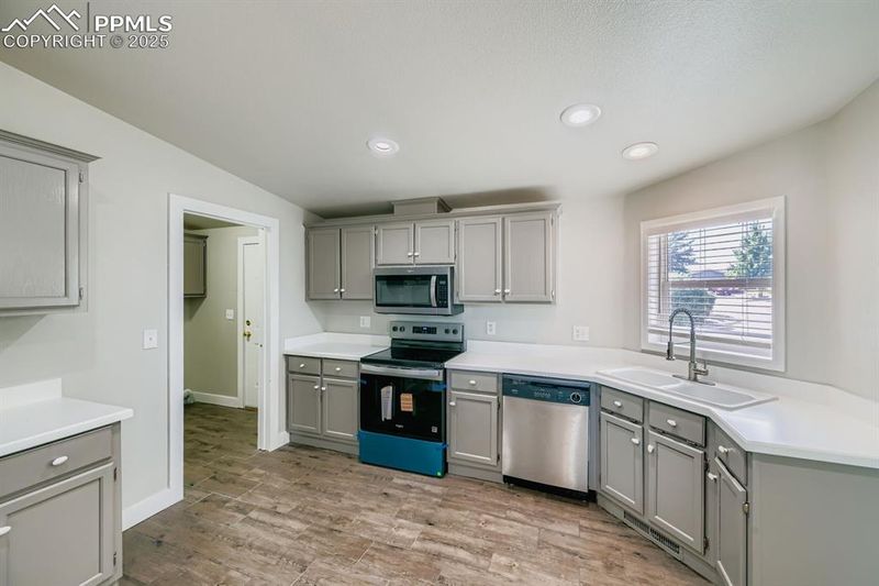 7775 Grizzly Bear Point, Colorado Springs, CO 80922